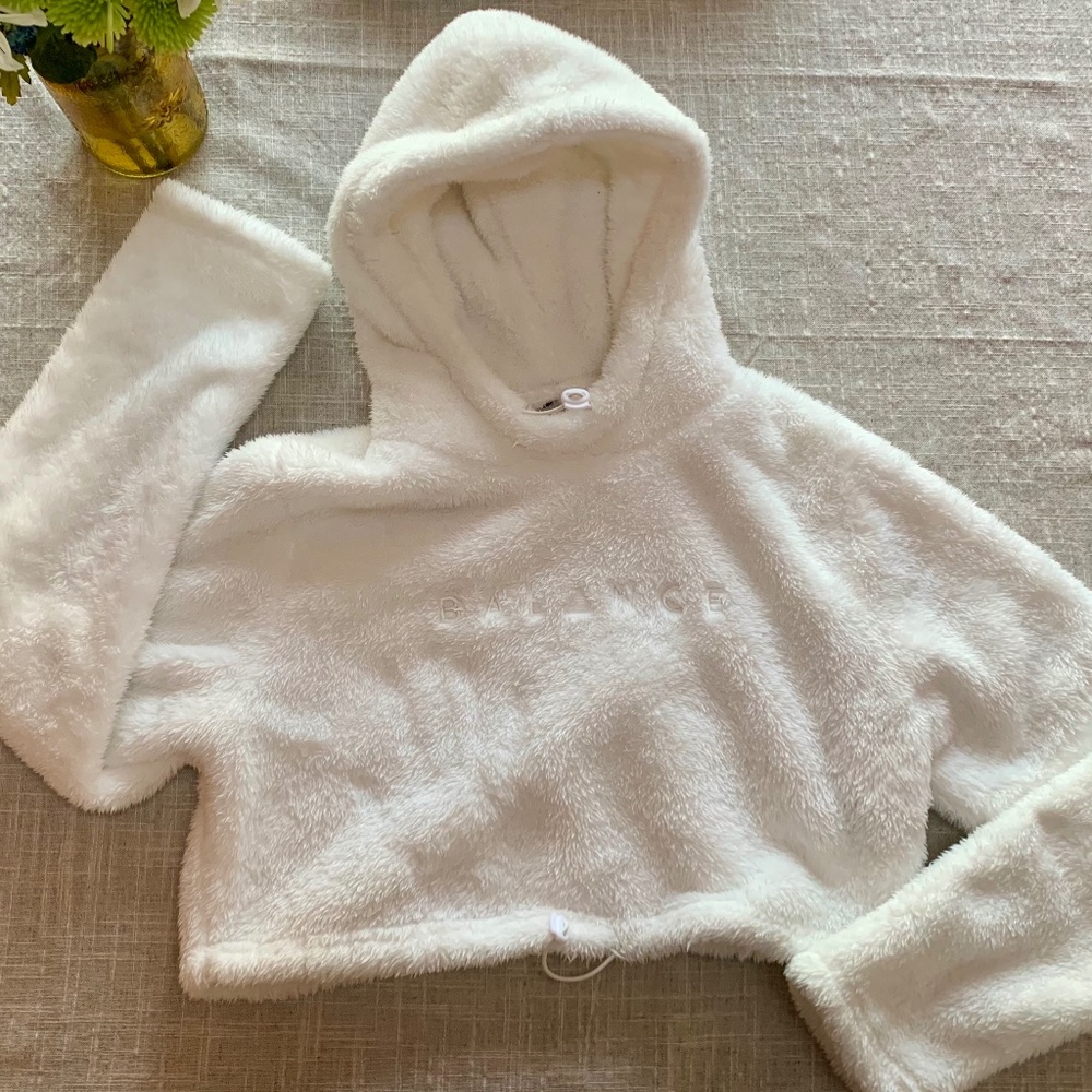 Balance Athletica Cropped Sherpa Hoodie (M)